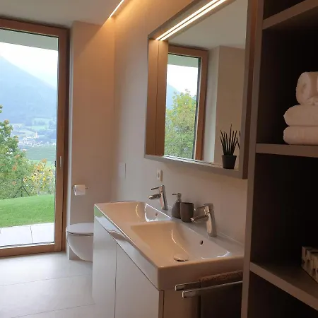 Private Garden In Atemberaubender Landschaft Novacella